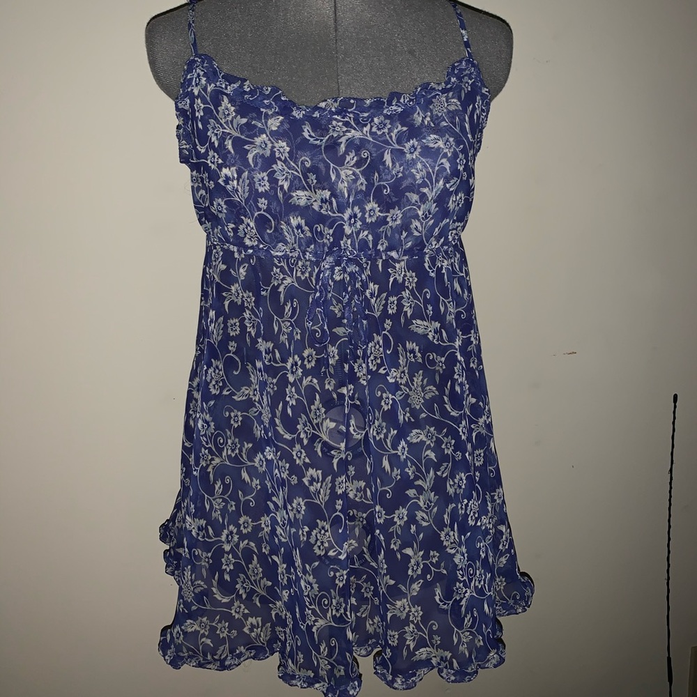 Victoria’s Secret Blue Floral Babydoll Camisole Size S Flowy